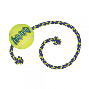 Kong Air Squeaker Tennis Ball M 6 cm with rope 52 cm